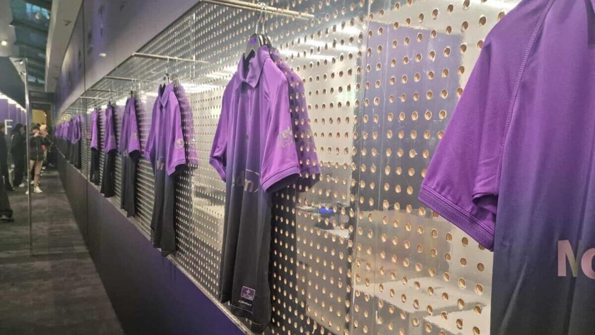 La Fiorentina ha svelato oggi "Giglio Eterno", la quarta maglia prodotta in soli 1926 esemplari - 