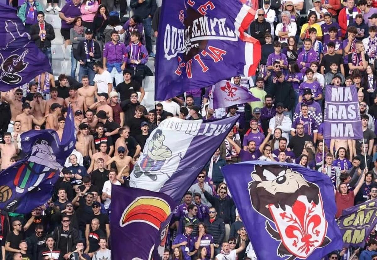 I tifosi viola rispondono presente: oltre 18 mila a spingere la Fiorentina contro il Torino - 