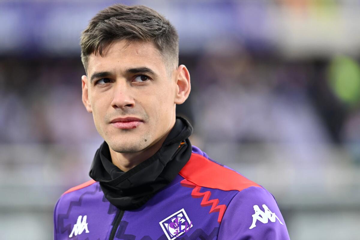 Ceccarini: "Martinez Quarta potrebbe partire già stasera per Buenos Aires, ultimi dettagli da sistemare" - Firenze, Stadio Artemio Franchi, 08.12.2024, Fiorentina-Cagliari, foto Lisa Guglielmi. Copyright Labaroviola.com