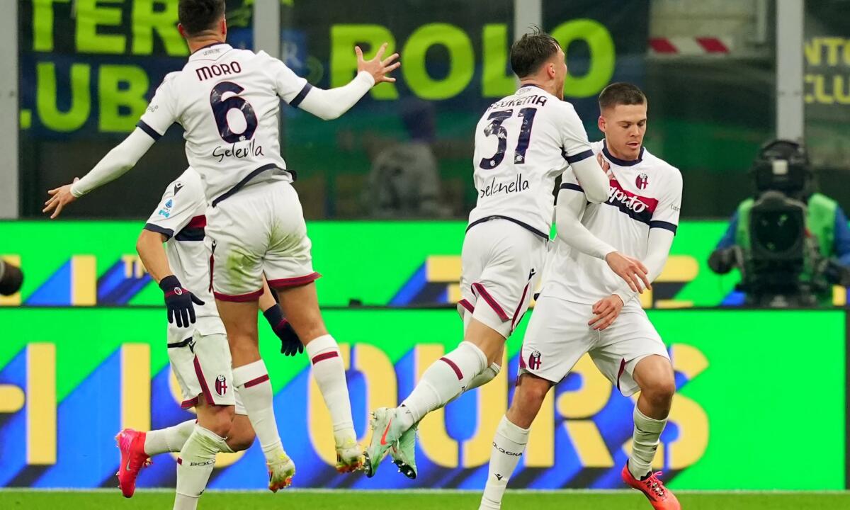 Un bel Bologna ferma l'Inter a San Siro. Finisce 2-2, la riprende Holm. Fiorentina è davanti di 2 punti - 