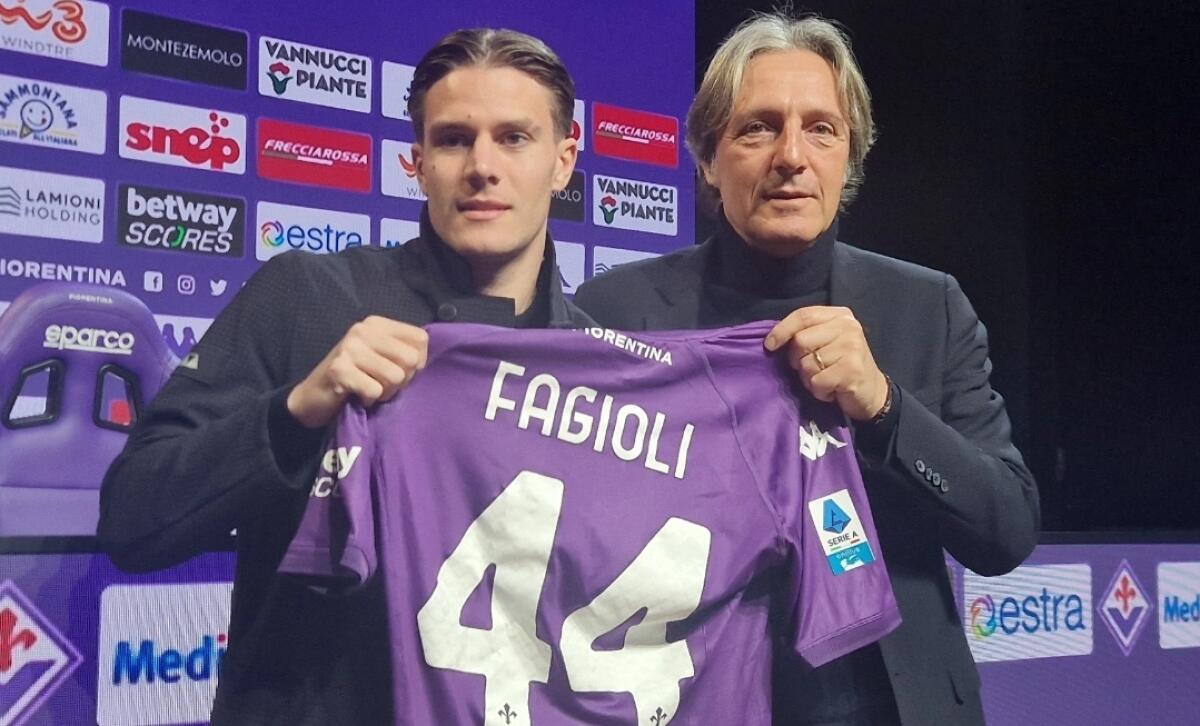 Fagioli: "Vlahovic mi ha detto che a Firenze si sta benissimo. Allegri mi ha consigliato la Fiorentina" - 