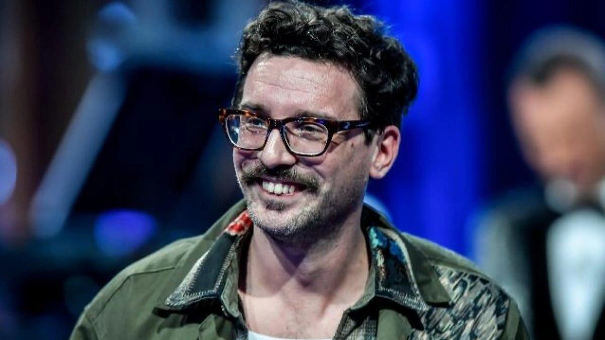 Willie Peyote: "A casa mia non sono mai entrati prodotti di marche sponsorizzate dalla Juventus" - 