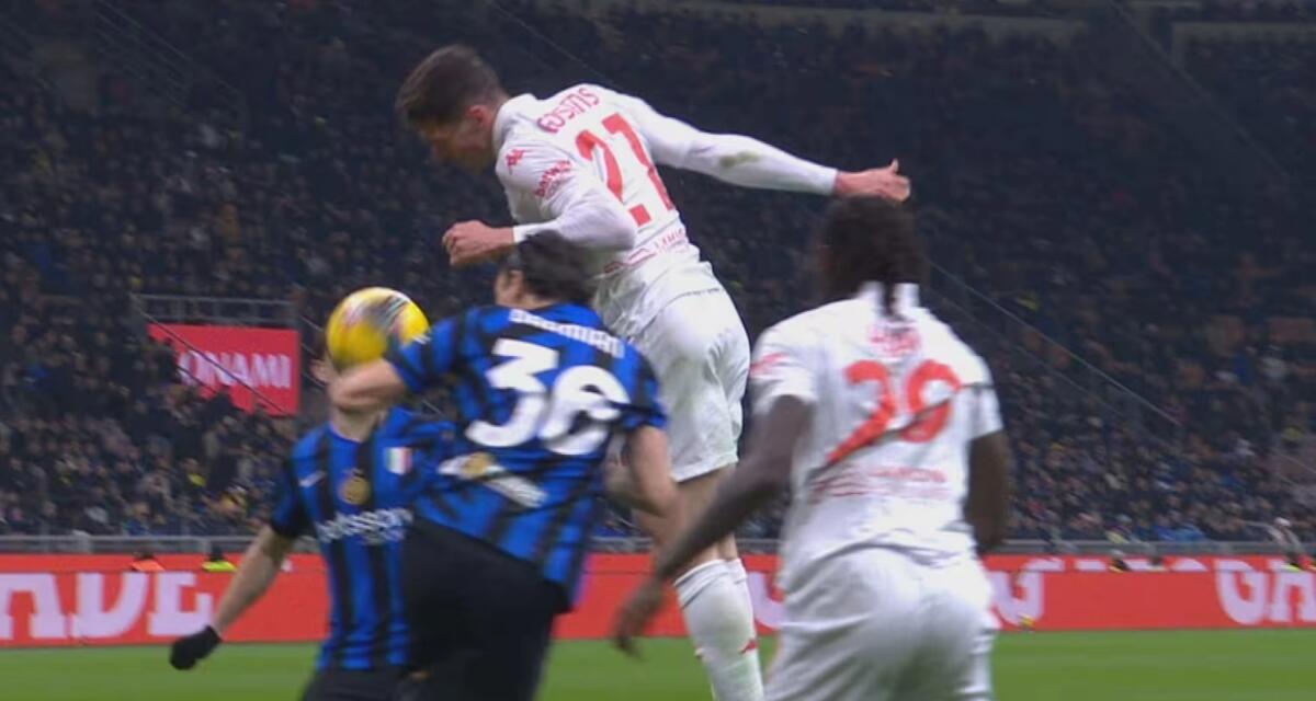 Brambati: "Rigore inesistente dato alla Fiorentina. Darmian non poteva saltare in un altro modo" - 