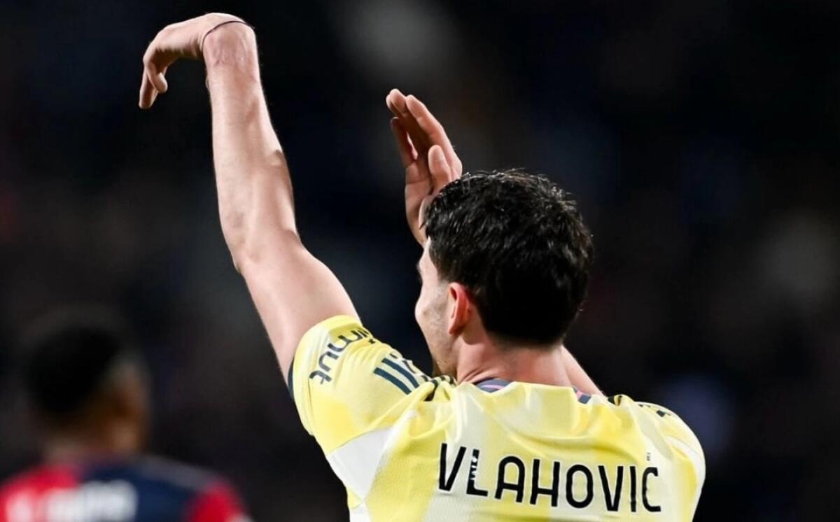 La Juventus vince a Cagliari grazie ad un gol di Vlahovic e va a +7 sulla Fiorentina - 