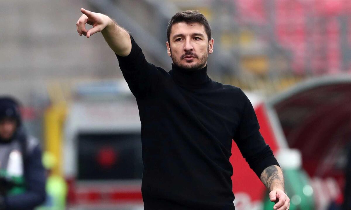 Bocchetti ha vinto solo contro la Fiorentina, poi perse tutte il resto. Il Monza richiama Nesta in panchina - 
