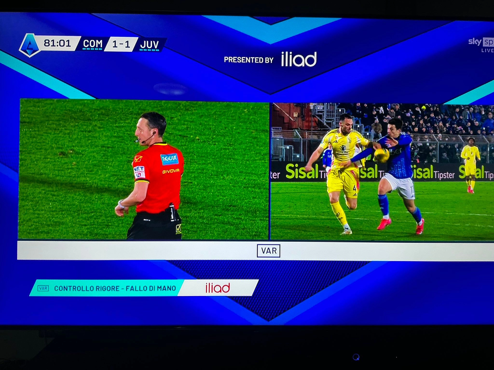 Grosso favore arbitrale alla Juventus in chiave Champions: tocco di mano di Gatti, niente rigore