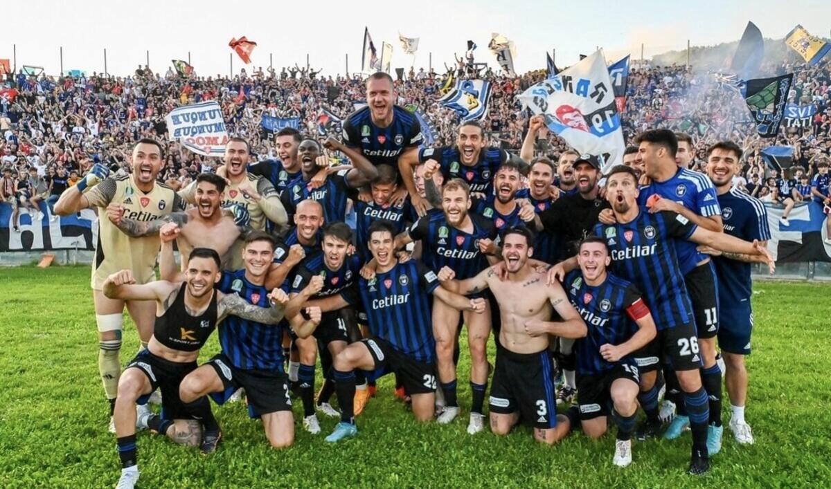 Il Pisa sempre più vicino al ritorno in Serie A, ha 8 punti di vantaggio sulla terza in classifica - 