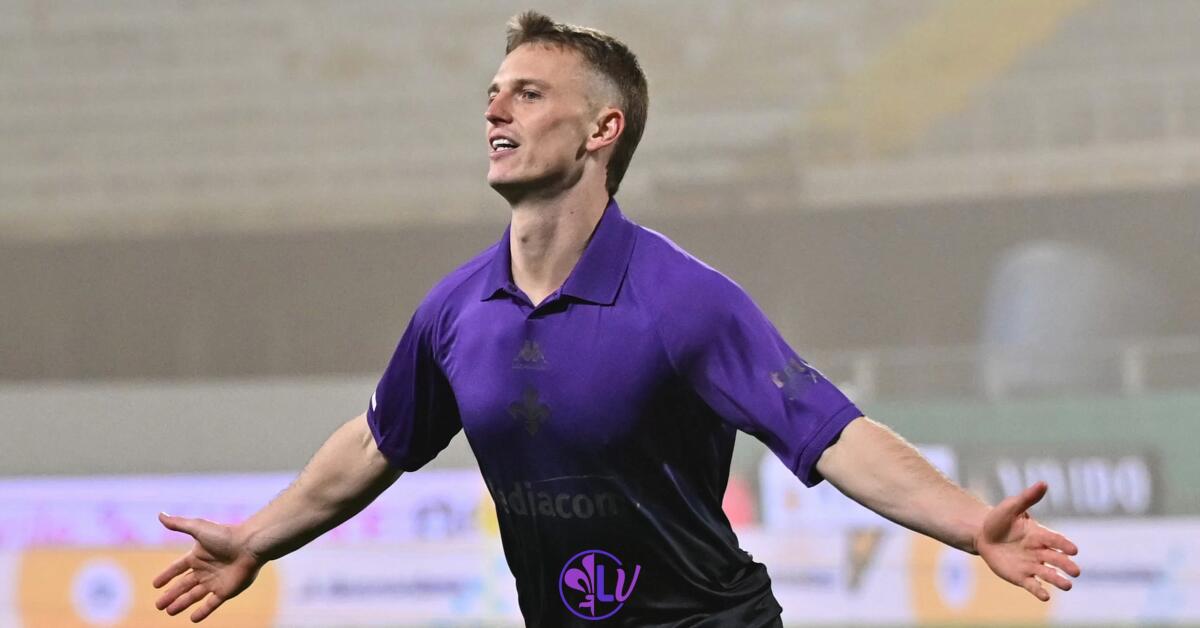 Fenomeno Gudmundsson: segna un goal ogni 133 minuti, ha fatto 8 goal con solo 13 tiri in porta - Firenze, Stadio Artemio Franchi, 16.03.2025, Fiorentina-Juventus, foto Lisa Guglielmi. Copyright Labaroviola.com