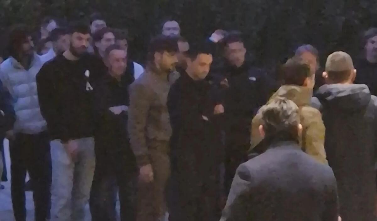Biraghi al Viola Park per ricordare Barone. Lungo abbraccio con la famiglia di Joe, saluti anche per Ranieri - 