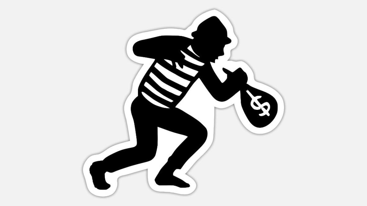 Tatuaggio della Juventus incastra ladro: arrestato a Firenze per furti da 100.000 euro - 