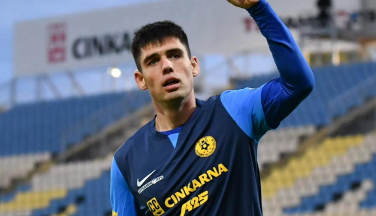 Celje, Seslar: "Per giocare nella Fiorentina devi avere molta qualità. Lotteranno per la Champions" - 