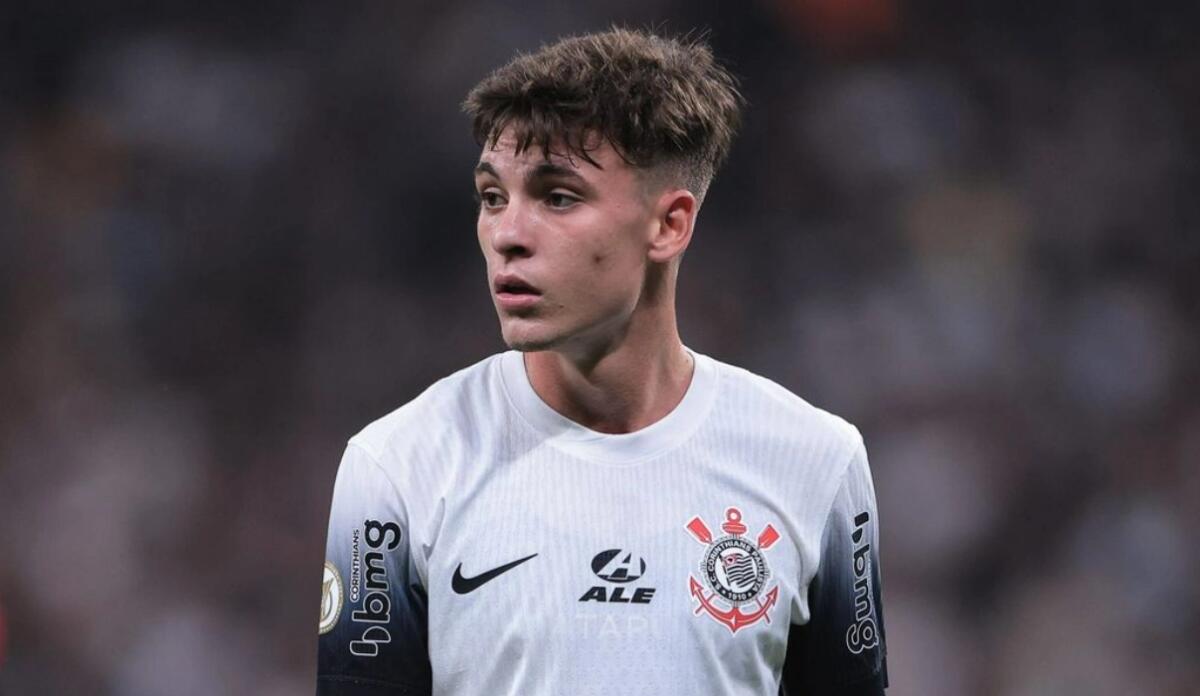 Dall'Inghilterra: "Fiorentina interessata a Breno Bidon del Corinthians. Su di lui anche Milan e Napoli" - 