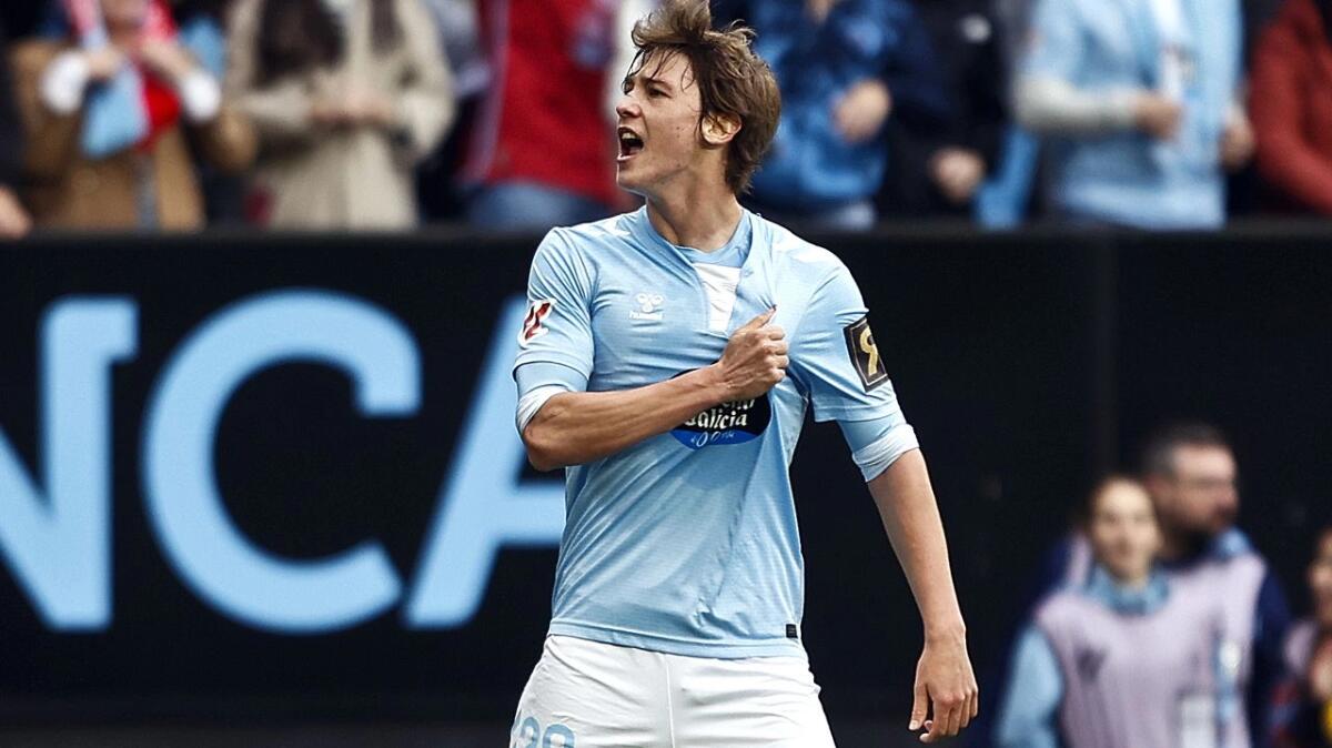 Nazione non ha dubbi: "La Fiorentina piomba su Fer Lopez, è in uscita dal Celta Vigo" - 