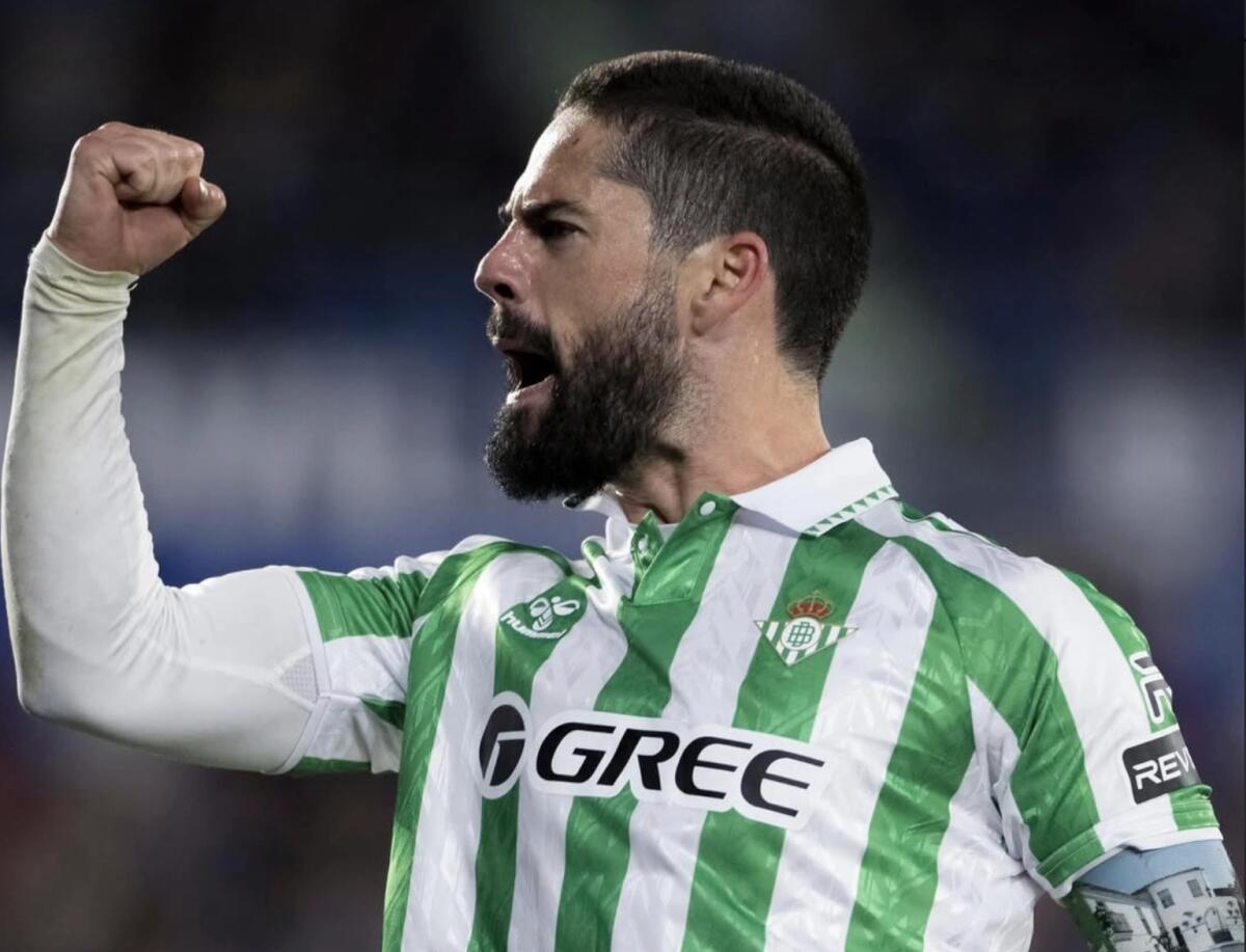 Isco carica il Betis: "Il pareggio per noi non conta, andiamo a Firenze per vincere" - 