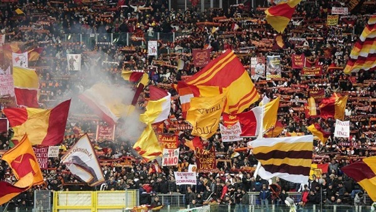 Curva Sud carica la Roma: "Avanti romanisti, tutti in campo per sostenere i ragazzi verso la Champions" - 