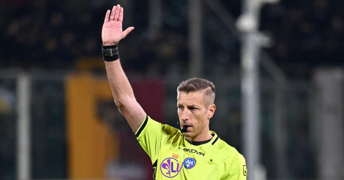 Sentite Massa: "Il VAR ha tolto il 94% degli errori, solo che in Italia abbiamo la memoria corta" - Firenze, Stadio Artemio Franchi, 10.03.2024, Fiorentina-Roma, foto Lisa Guglielmi. Copyright Labaroviola.com