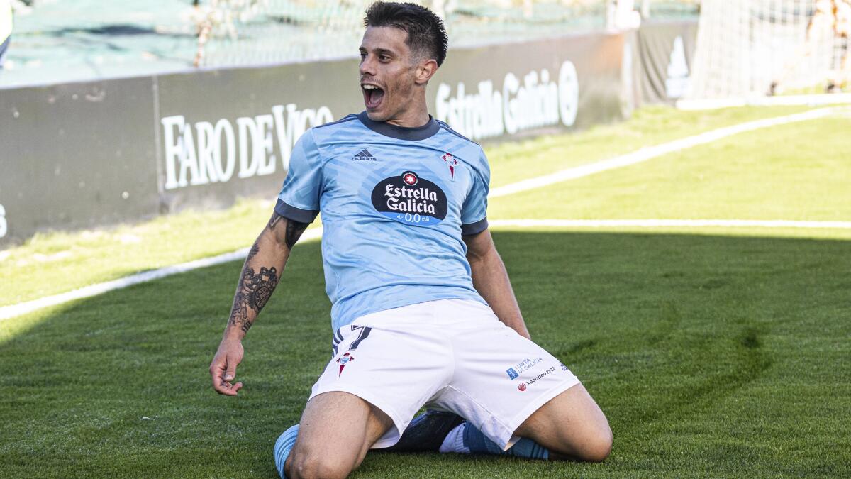 La Fiorentina mette gli occhi su Alfonso Gonzalez del Celta Vigo. Ci sono anche Como e Sassuolo - 