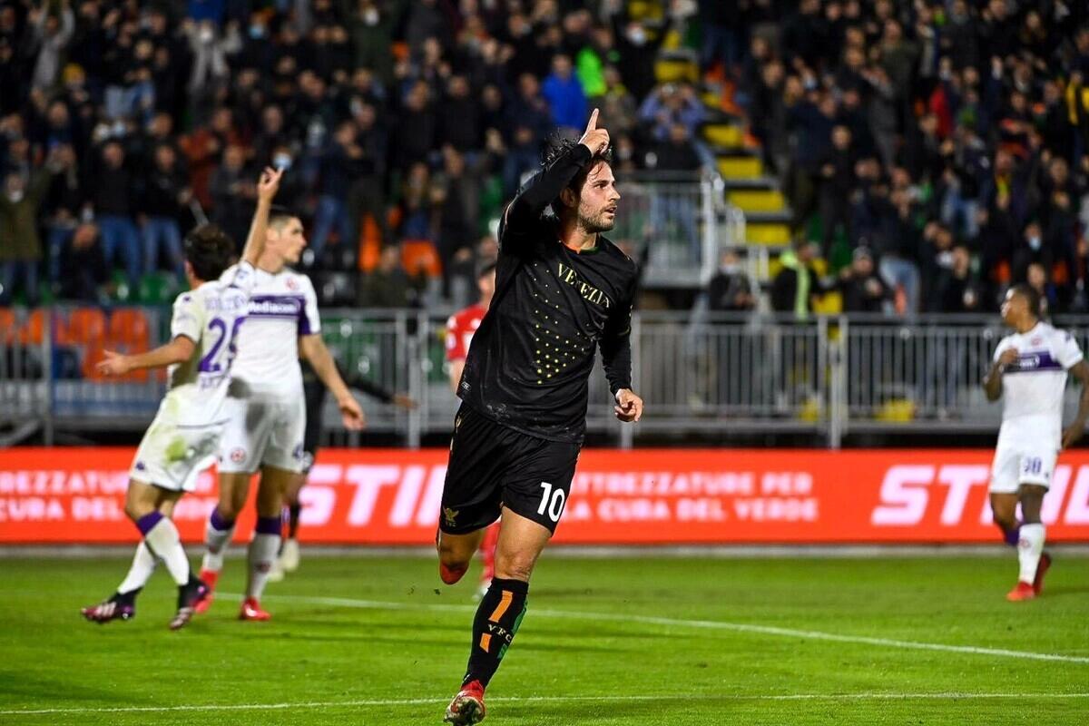 Venezia-Fiorentina si è giocata 8 volte, gli ultimi 4 incontri li hanno vinti tutti i lagunari - 