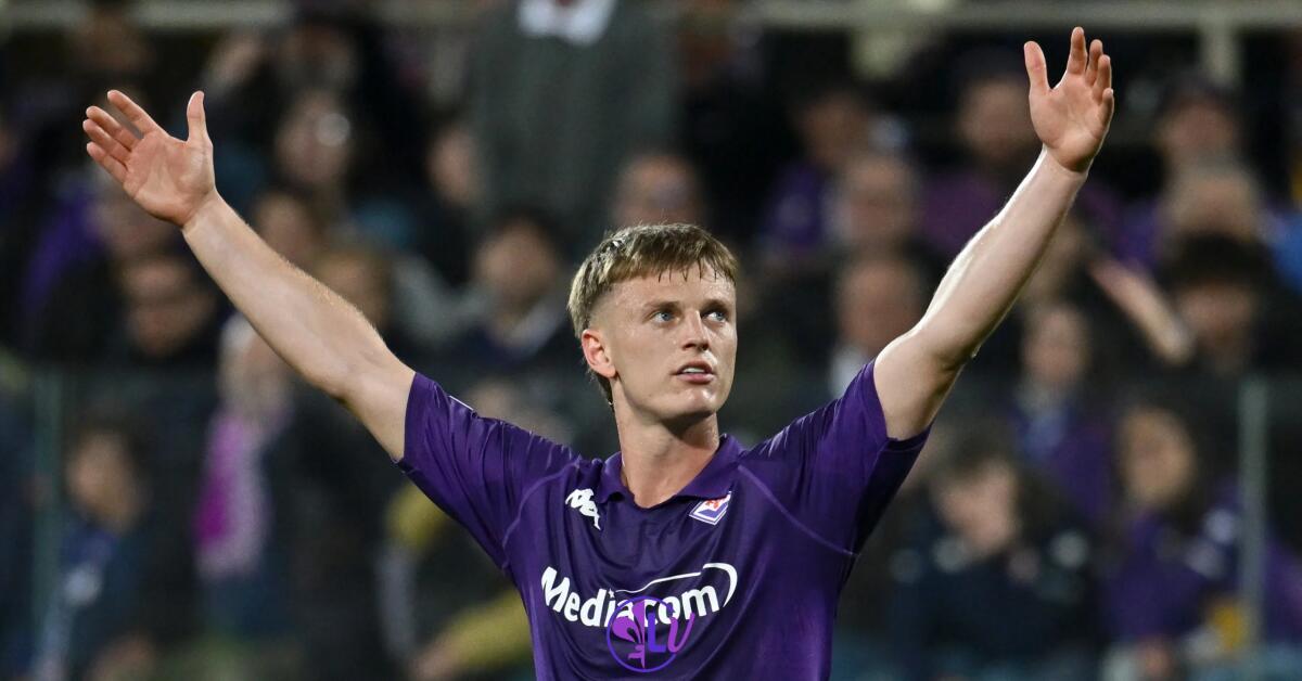 Da Roma: "Gasperini vuole prendere Gudmundsson, il Genoa lo cede per 20 milioni di euro." - Firenze, Stadio Artemio Franchi, 08.05.2025, Fiorentina-Betis, foto Lisa Guglielmi. Copyright Labaroviola.com