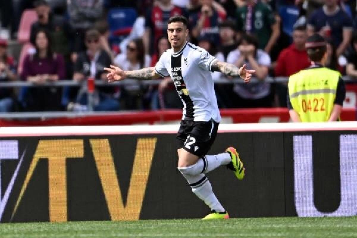 TMW annuncia: "La Fiorentina potrebbe sfidare la Lazio nella corsa a Payero dell'Udinese" - 