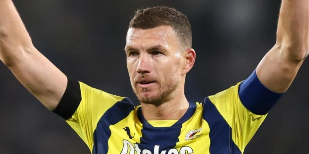 Sky Sport conferma: "Fiorentina in pole per Dzeko, va in scadenza il 30 giugno. Bologna indietro" - 