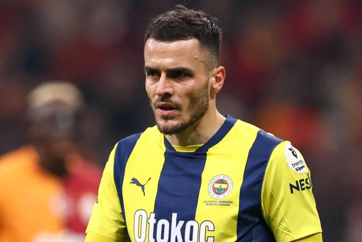 Sportitalia: "Sondaggio della Fiorentina per Kostic; interessa anche al Bologna e all'Atalanta" - 