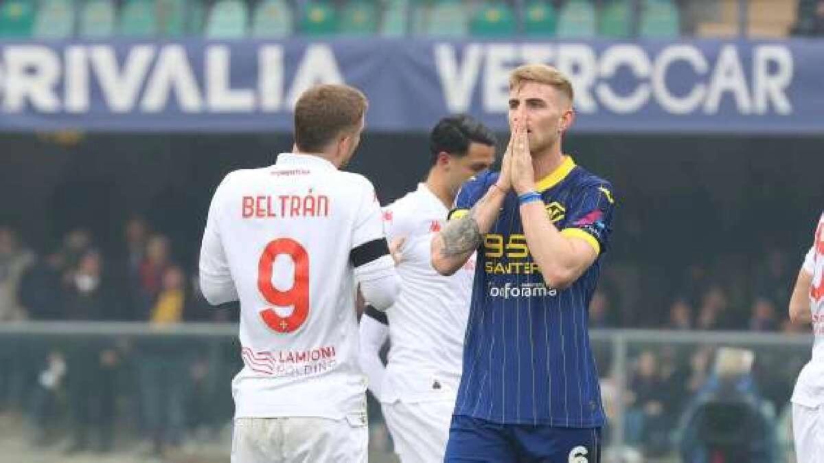 "In Argentina Beltran giocatore indiscutibile, Valentini uno dei centrali più forti. Fiorentina non venderli" - 