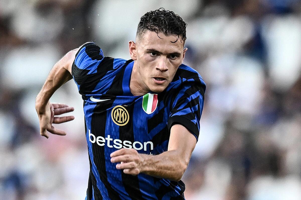 La Gazzetta dello Sport riporta: "L'Inter chiede 15 milioni per Asllani, troppi secondo la Fiorentina" - 