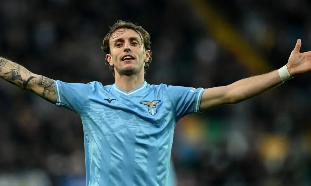 Non solo la Fiorentina su Rovella, La Repubblica: "Inter pronta a fare follie per il centrocampista della Lazio" - 
