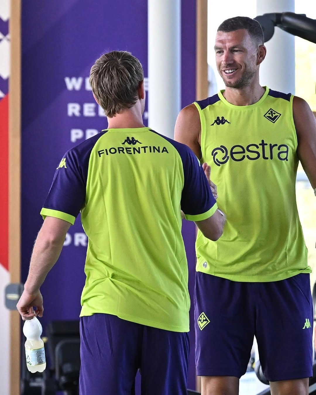 Le prime immagini della Fiorentina dal Viola Park: Dzeko sorride, Kean abbraccia Ferrari, Gud con Pioli