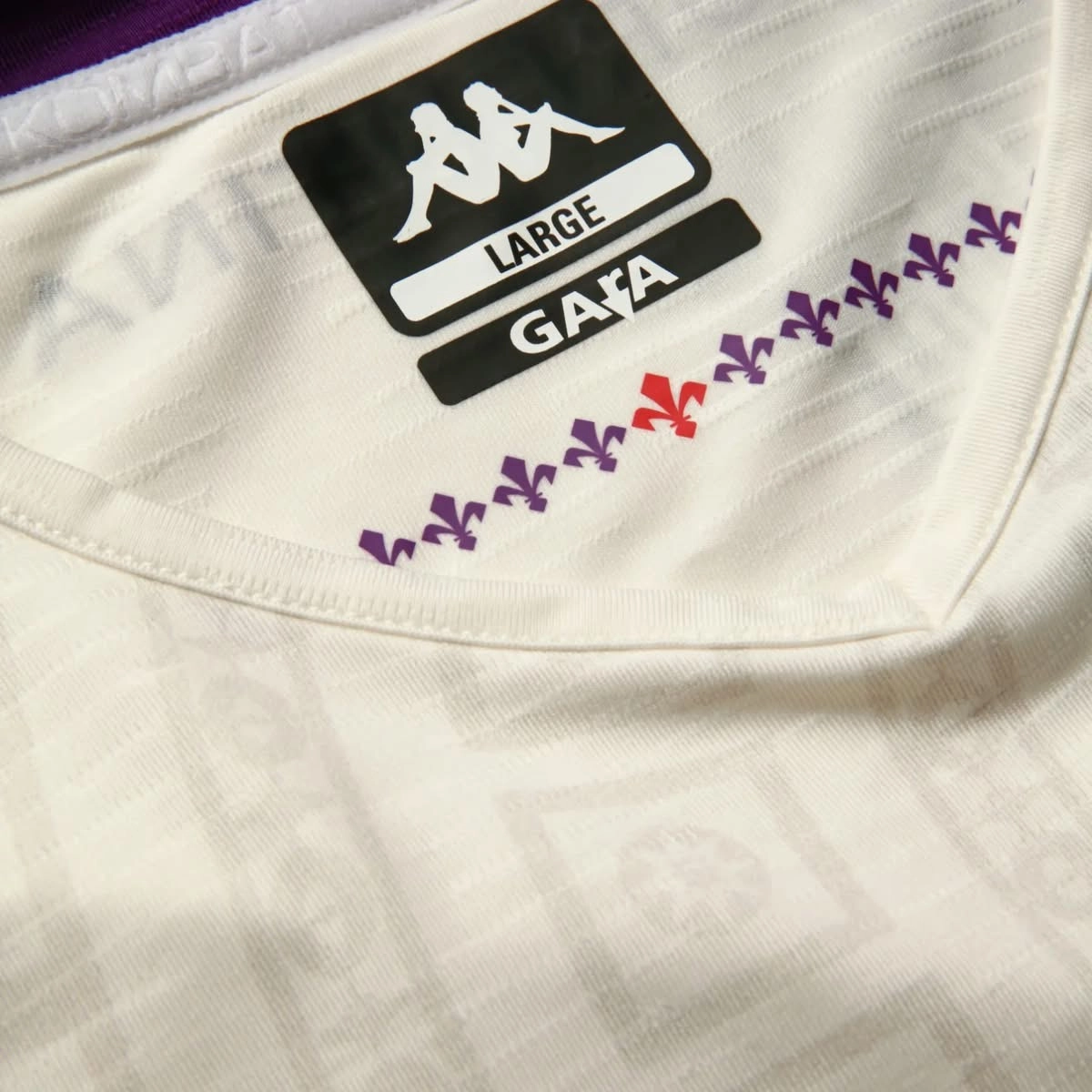 La 2° maglia della Fiorentina è ispirata a Santa Maria Novella, 2 edizioni diverse per maschile e femminile