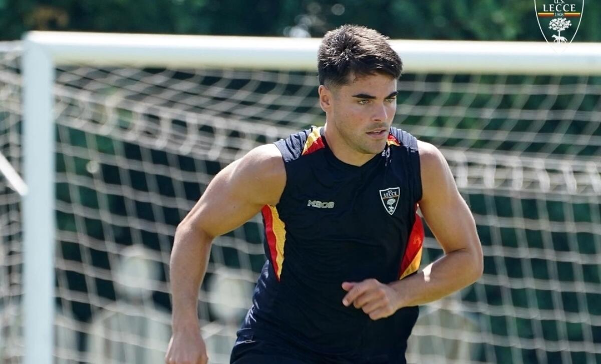 Sottil parte dalla panchina, poi entra e non incide. A Genova per il Lecce è 0-0. Il racconto della gara - 