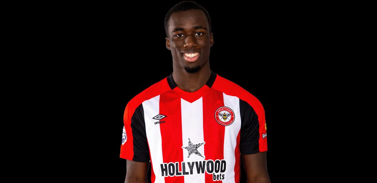 Kayode conquista la Premier: il Brentford stende l’Aston Villa e celebra il suo nuovo idolo - 