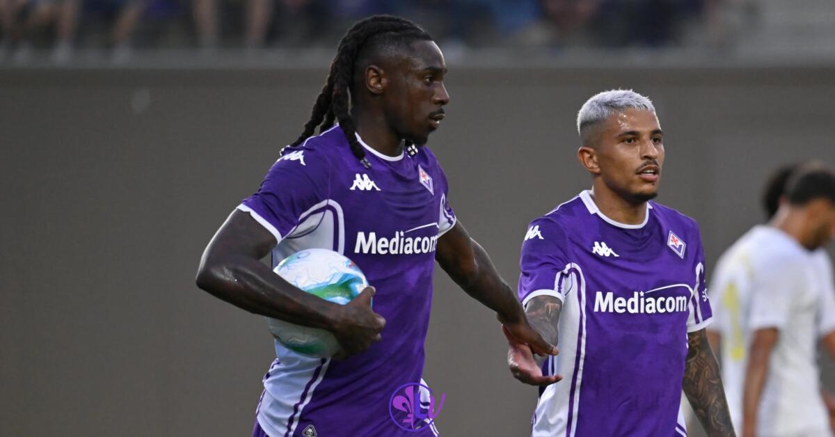 FORMAZIONE FIORENTINA: TRIDENTE GUDMUNDSSON, KEAN E DZEKO. NDOUR NEL MEZZO - Firenze, Viola Park, 25.07.2025, Fiorentina-Carrarese, foto Lisa Guglielmi. Copyright Labaroviola.com