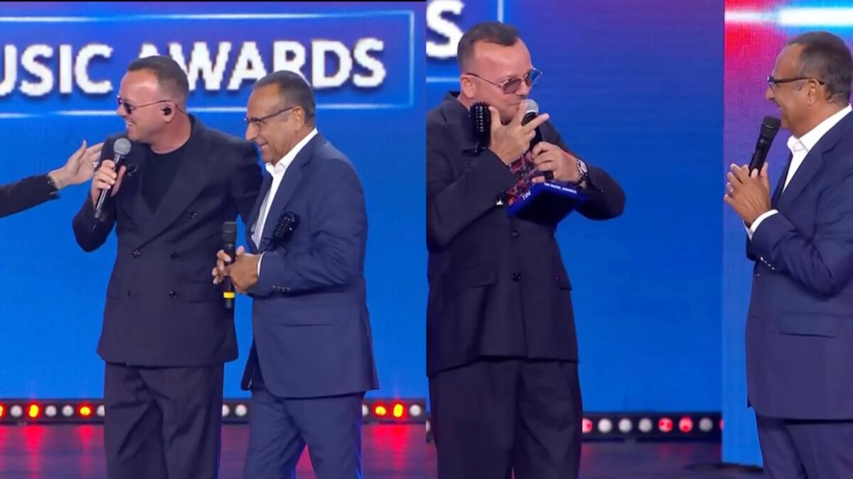Gigi D’Alessio scherza con Carlo Conti dopo Fiorentina-Napoli: “Pensavo di ritirare 3 premi” - 