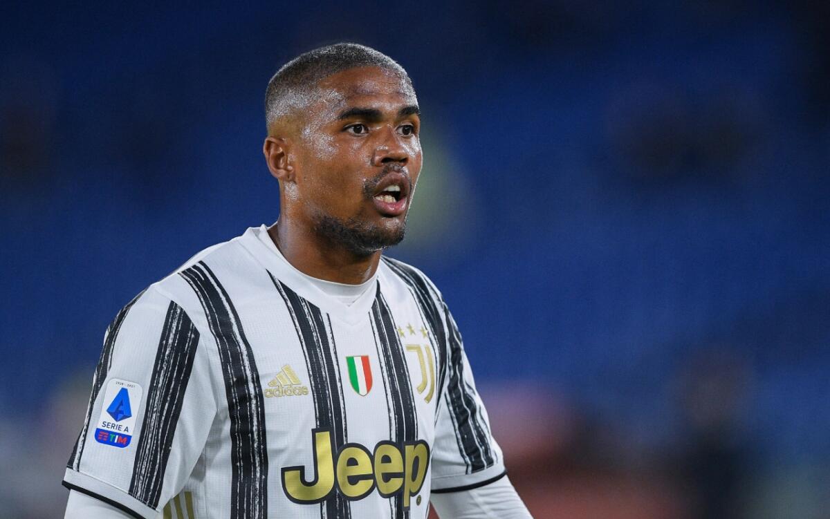Douglas Costa nei guai: l'ex Juve condannato all'arresto per mancato versamento del mantenimento - 