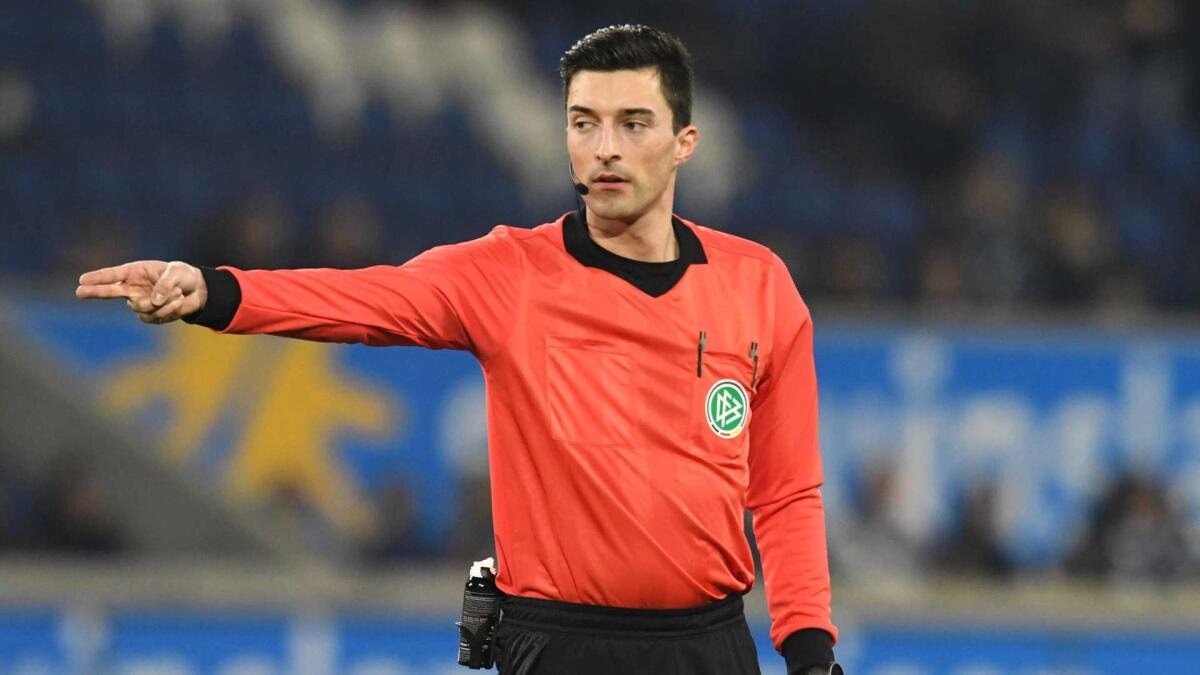 Sarà Badstubner ad arbitrare Fiorentina-Sigma Olomuc. Non ha mai arbitrato nelle coppe europee - 