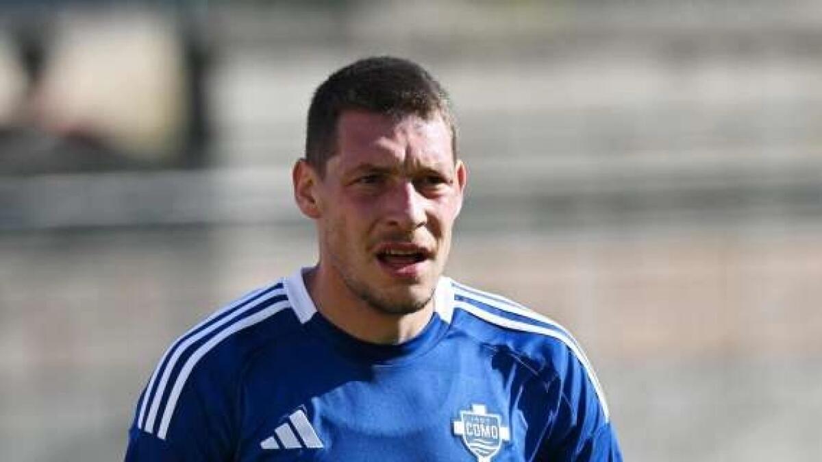 Grande accoglienza da parte dei tifosi del Cagliari per Belotti: "Vedrai che qui rinasci, tornerai forte" - 