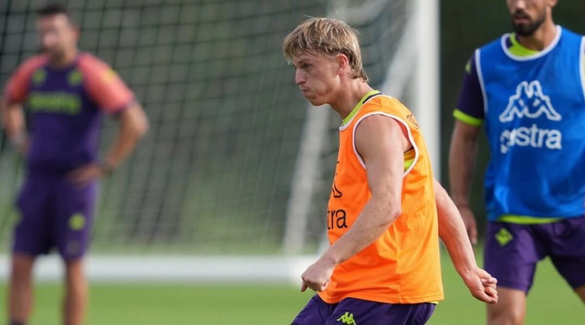 Gudmundsson è tornato. Si è allenato con la squadra, è recuperato. Contro il Napoli voleva andare in panchina - 