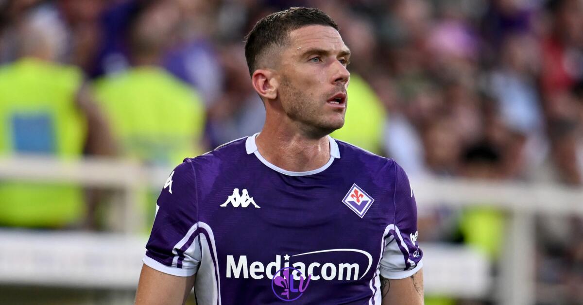 Gosens: "Crediamo in quello che ci dice Pioli, adesso serve essere positivi e parlare di meno" - Firenze, Stadio Franchi, 21.09.2025, Fiorentina-Como, foto Lisa Guglielmi. Copyright Labaroviola.com