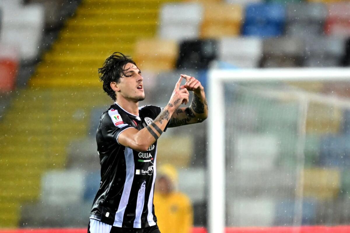 Zaniolo segna e l'Udinese pareggia 1-1 contro la Cremonese che vola a 10 punti in classifica - 