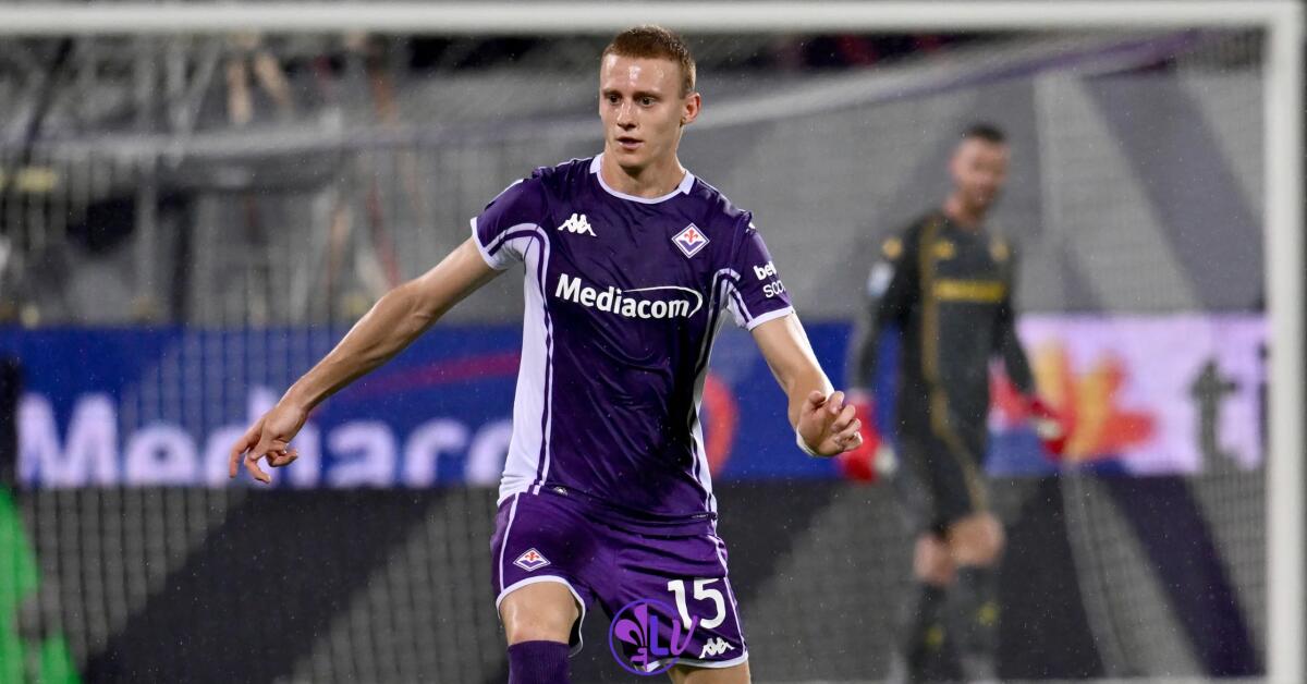 Lo scopritore di Comuzzo: "Non deve abbattersi, tornerà ai suoi livelli. Si esprime meglio a quattro" - Firenze, Stadio Franchi, 17.09.2025, Fiorentina-Napoli, foto Lisa Guglielmi. Copyright Labaroviola.com