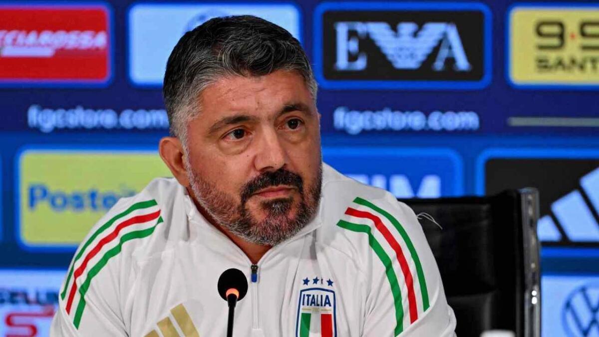 I tifosi dell'Italia contestano: "Andate a lavorare." Gattuso sbotta nel post partita: "Una vergogna" - 