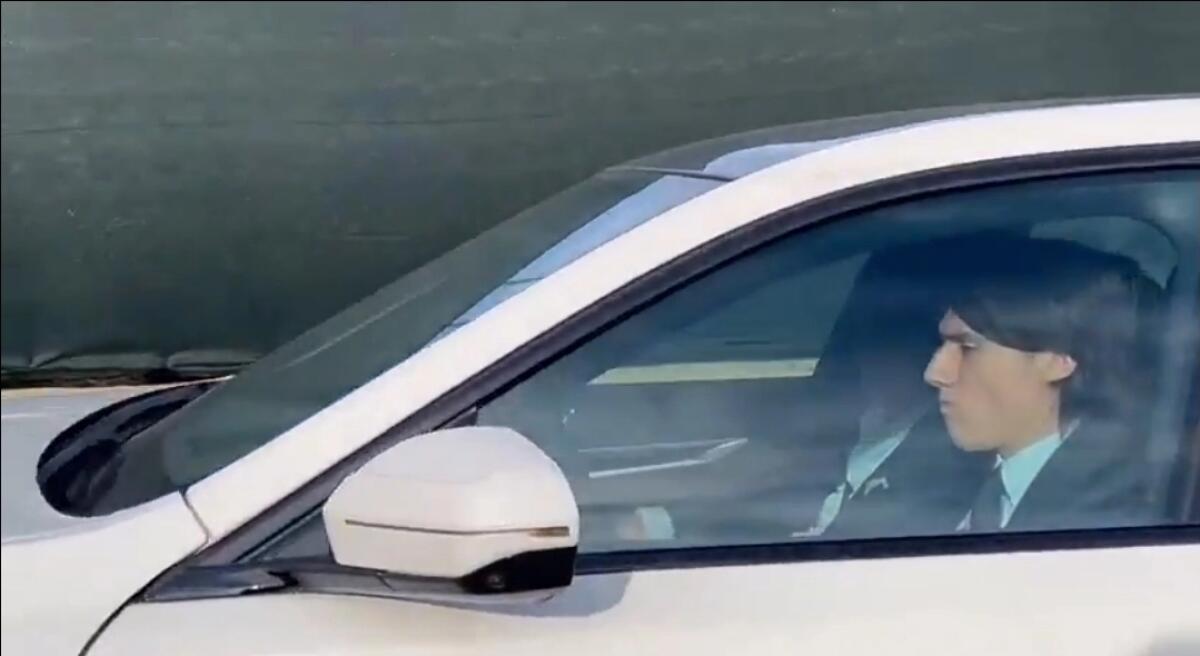 Vanoli è arrivato al Viola Park alle 9.20. Adesso la firma sul contratto, nel pomeriggio il primo allenamento - 