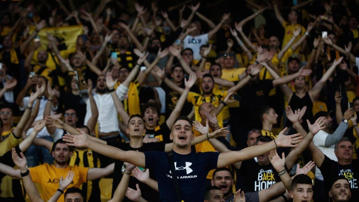 La Nazione: "Fiorentina-AEK Atene da bollino rosso, città in allerta per l’arrivo dei 1300 tifosi greci" - 