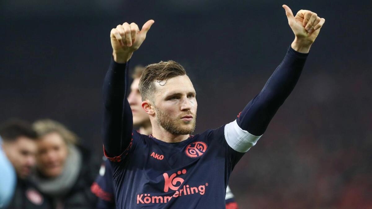 Il capitano del Mainz Widmer: "Dobbiamo giocare un calcio semplice. Scontro tra due squadre in difficoltà" - 