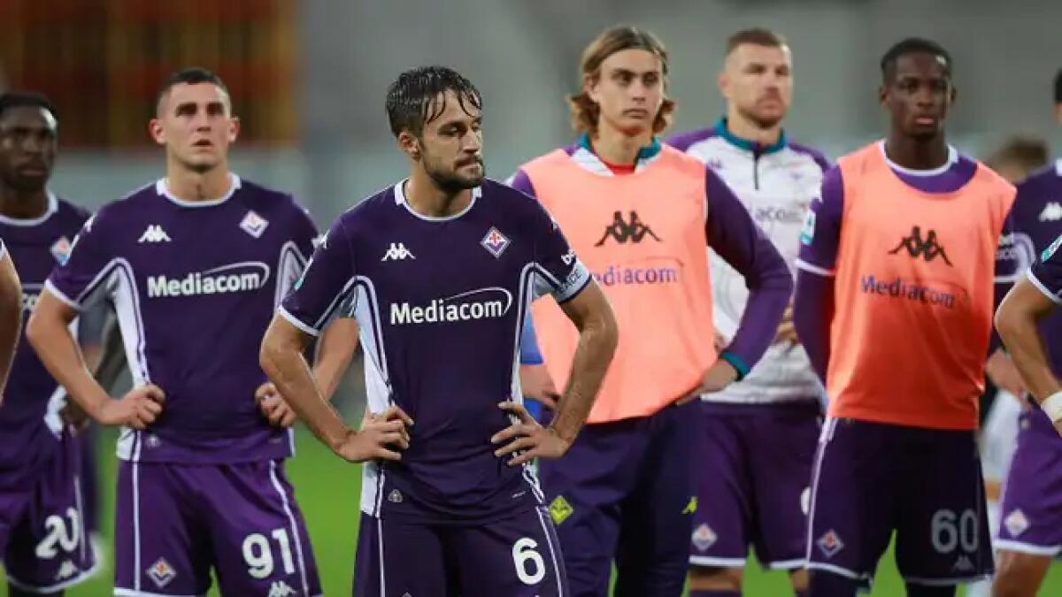 Fiorentina, sprofondo viola: ultima da sola come 90 anni fa, la crisi più nera della sua storia - 