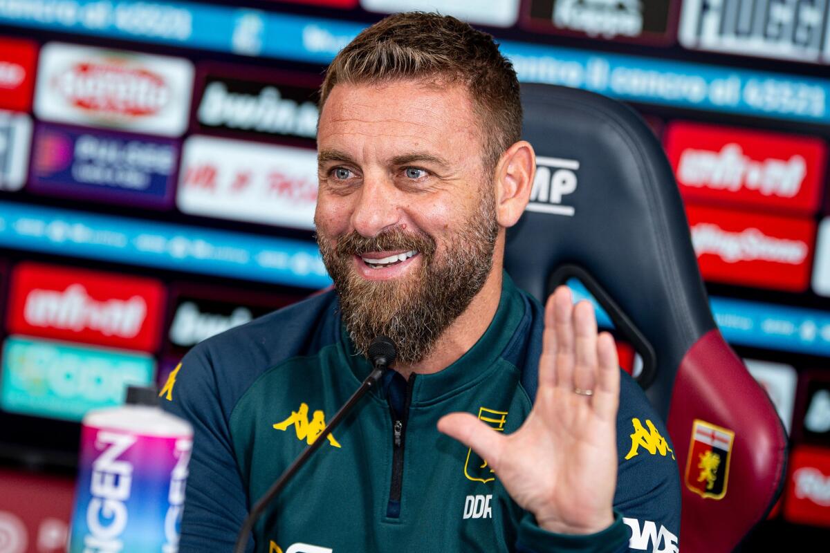 De Rossi fa volare il Genoa, 8 punti in 4 partite: vittoria a Udine per 1-2. Fiorentina a meno 8 - 
