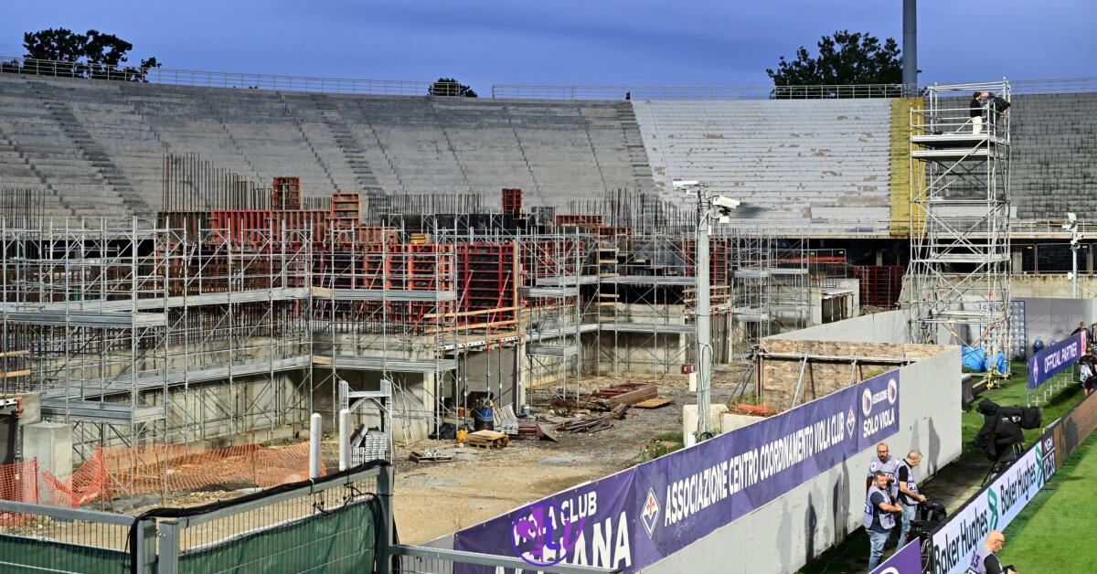 Altra beffa per i residenti di Campo di Marte. Corriere Fiorentino: “Cantieri? Giù 24 alberi vicino al Franchi” - Firenze, Stadio Franchi, 17.09.2025, Fiorentina-Napoli, foto Lisa Guglielmi. Copyright Labaroviola.com