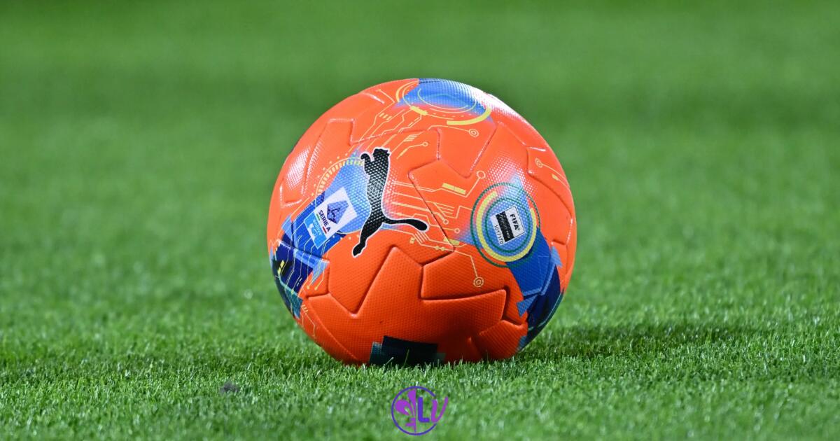 Altra figuraccia per la Serie A: stop ai palloni arancioni. Chi soffre di daltonismo non riesce a vederlo - Firenze, Stadio Franchi, 22.11.2025, Fiorentina-Juventus, foto Lisa Guglielmi. Copyright Labaroviola.com
